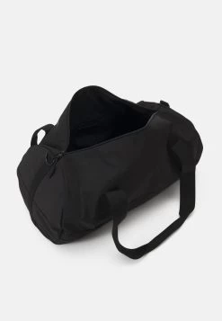 Pier One UNISEX - Sporttasche - Black -Pier One Verkaufsgeschäft 133c8c4cd14d4e4c9e33b8f3abde5ebd