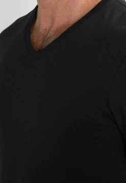 Pier One 2 PACK - T-Shirt Basic - Black 10 Pier One 2 PACK - T-Shirt Basic - Black -Pier One Verkaufsgeschäft 144a18a099e5428c92602fed22a8b338