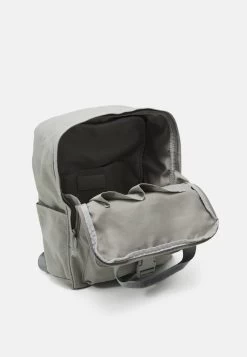 Pier One UNISEX - Tagesrucksack - Grey -Pier One Verkaufsgeschäft 14c0b50724fb46bcb6cdbe8cb3571c82