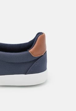 Pier One UNISEX - Slipper - Dark Blue -Pier One Verkaufsgeschäft 389e4733b80f4869a0757e54a268f427