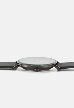 Pier One UNISEX - Uhr - Black -Pier One Verkaufsgeschäft 4a4c5fd2ccf24a73a7e672b724fd8279