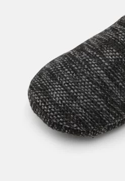 Pier One Hausschuh - Black -Pier One Verkaufsgeschäft 50c6e37e4898429699554a8740194458