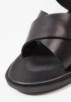 Pier One Riemensandalette - Black 11 Pier One Riemensandalette - Black -Pier One Verkaufsgeschäft 51f8c2e8538b4c58a2ebf46522f4bade