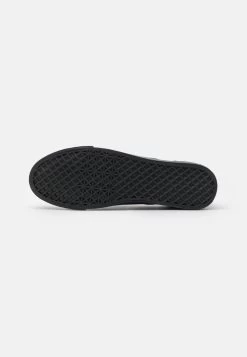 Pier One UNISEX - Slipper - Black -Pier One Verkaufsgeschäft 57702b93d5cf4cc58d1b2334e251bf17