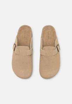 Pier One LEATHER UNISEX - Clogs - Beige 9 Pier One LEATHER UNISEX - Clogs - Beige -Pier One Verkaufsgeschäft 60310edcb16944af817e40c7ae62c73a