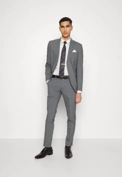 Pier One 2 PACK - Gürtel - Brown/black -Pier One Verkaufsgeschäft 6e728d58963444c98cf47a537b5e4f36