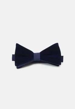 Pier One Fliege - Dark Blue -Pier One Verkaufsgeschäft 70764eeac773499289b4b28436ebd27e 3