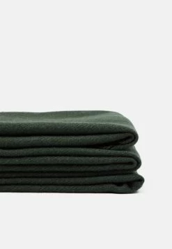 Pier One UNISEX - Schal - Green -Pier One Verkaufsgeschäft 7651228b258245c69176ac57e6aea79a