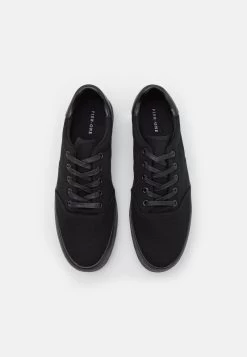 Pier One UNISEX - Sneaker Low - Black -Pier One Verkaufsgeschäft 8411ae645ddd4303a640de4c44cb9dad