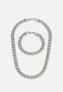 Pier One 2PACK SET - Halskette - Silver-coloured -Pier One Verkaufsgeschäft 8c39ffde39e843089dc5aef781e1957b 1