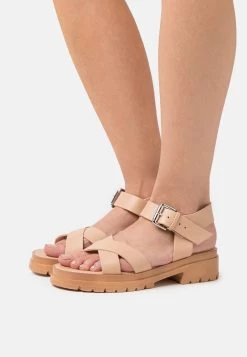 Pier One LEATHER - Riemensandalette - Beige