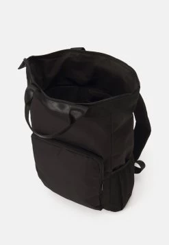 Pier One UNISEX - Tagesrucksack - Black -Pier One Verkaufsgeschäft 944484f7664440f7979932799213ef04