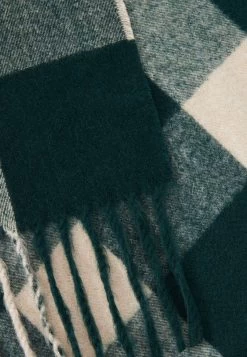 Pier One Schal - 602 - Green_704 - Beige -Pier One Verkaufsgeschäft 94622c48c1aa43c7b67e9c5a6337f0f9