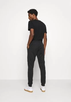 Pier One Jogginghose - Black -Pier One Verkaufsgeschäft a1b709fa2c32431482f95b3eb7300192