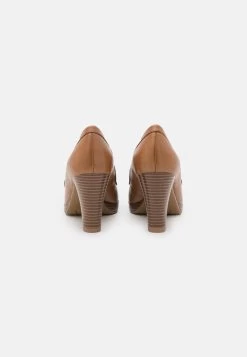 Pier One LEATHER - Pumps - Cognac -Pier One Verkaufsgeschäft b1e0543a71904ff9ab3887fb1678f565