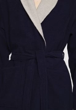 Pier One SHAWL TOWEL BATHROBE - Bademantel - Dark Blue -Pier One Verkaufsgeschäft b2d1f380240f4cd8892f17a5c0efe1d5