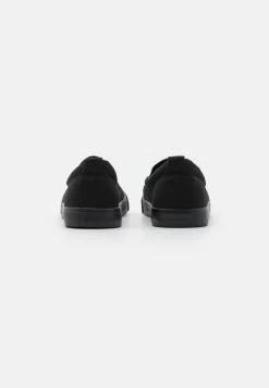 Pier One UNISEX - Slipper - Black -Pier One Verkaufsgeschäft b3086ad5a87545b591af413b2e38fb22