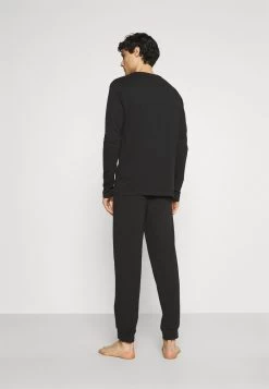 Pier One Nachtwäsche Set - Black -Pier One Verkaufsgeschäft b9b8fb88b64649ea840444d93817e424