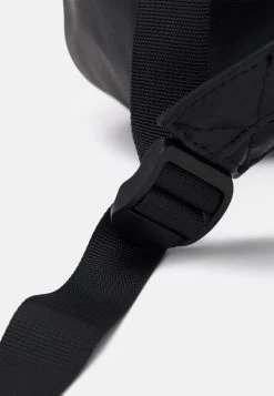 Pier One Tagesrucksack - Black -Pier One Verkaufsgeschäft c3c19a965cd749d685f581c9c42d093a