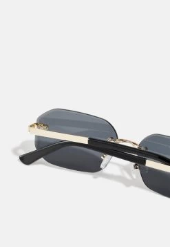 Pier One UNISEX - Sonnenbrille - Black -Pier One Verkaufsgeschäft cd37878cc7dd4c31b424ae80f2f4c985