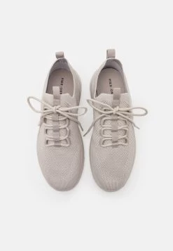 Pier One UNISEX - Sneaker Low - Beige -Pier One Verkaufsgeschäft dcdcd0a336864160ab3dc58325ceb3e3