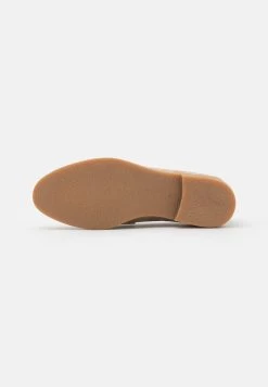 Pier One LEATHER - Slipper - Beige 10 Pier One LEATHER - Slipper - Beige -Pier One Verkaufsgeschäft e377de68aaaa4573b0f54d2097e3f852