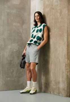 Pier One UNISEX - Sonnenbrille - Transparent 11 Pier One UNISEX - Sonnenbrille - Transparent -Pier One Verkaufsgeschäft ea7adc1228754ae0a3970352d9002f4e