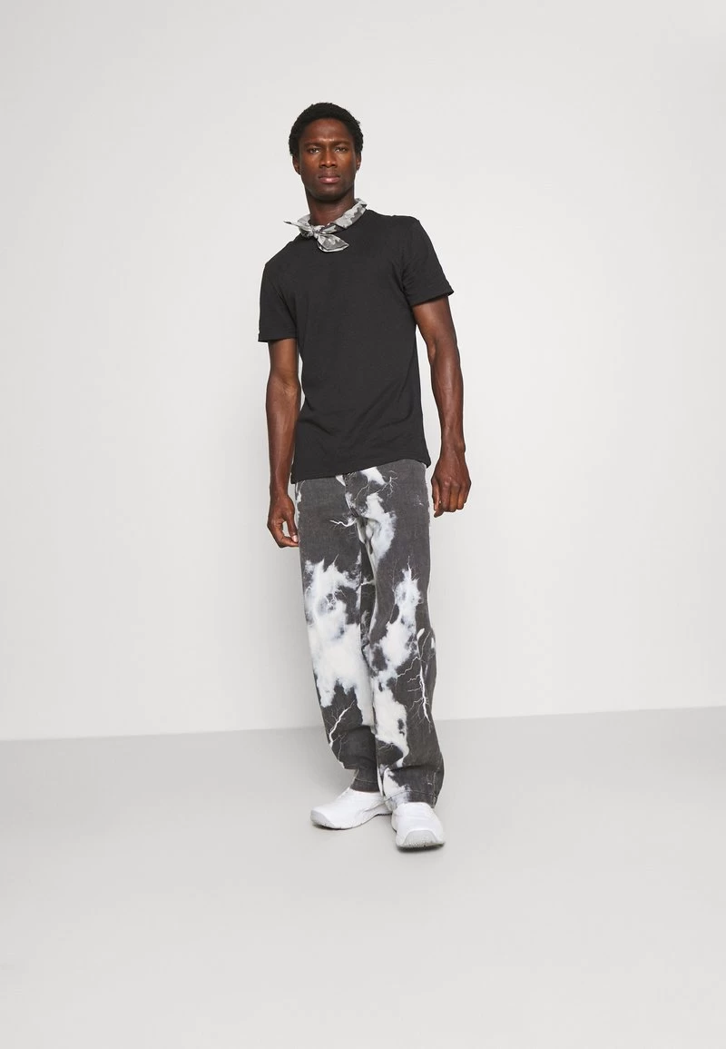 Pier One 3 PACK - T-Shirt Basic - Black/mottled Dark Grey/bordeaux 1 Pier One 3 PACK - T-Shirt Basic - Black/mottled Dark Grey/bordeaux