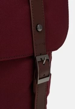 Pier One UNISEX - Tagesrucksack - Bordeaux -Pier One Verkaufsgeschäft edf7b0db4a184ebba8c9f41a63dc0194