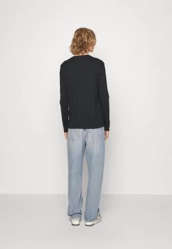 Pier One 5 PACK - Langarmshirt - White/dark Blue/black 8 Pier One 5 PACK - Langarmshirt - White/dark Blue/black -Pier One Verkaufsgeschäft f535302a43fa4b80a1a3b6c44bddcdfe