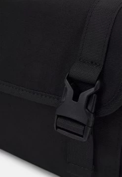 Pier One UNISEX - Umhängetasche - Black -Pier One Verkaufsgeschäft f6be7e6f25484afd818fa13238f4a0f4