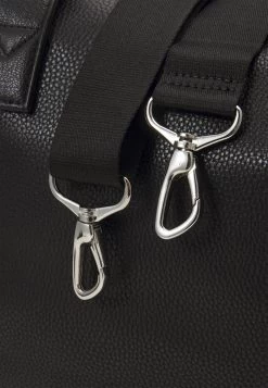 Pier One UNISEX - Weekender - Black -Pier One Verkaufsgeschäft f897dbe16f394747bbcb912b9902dfc5